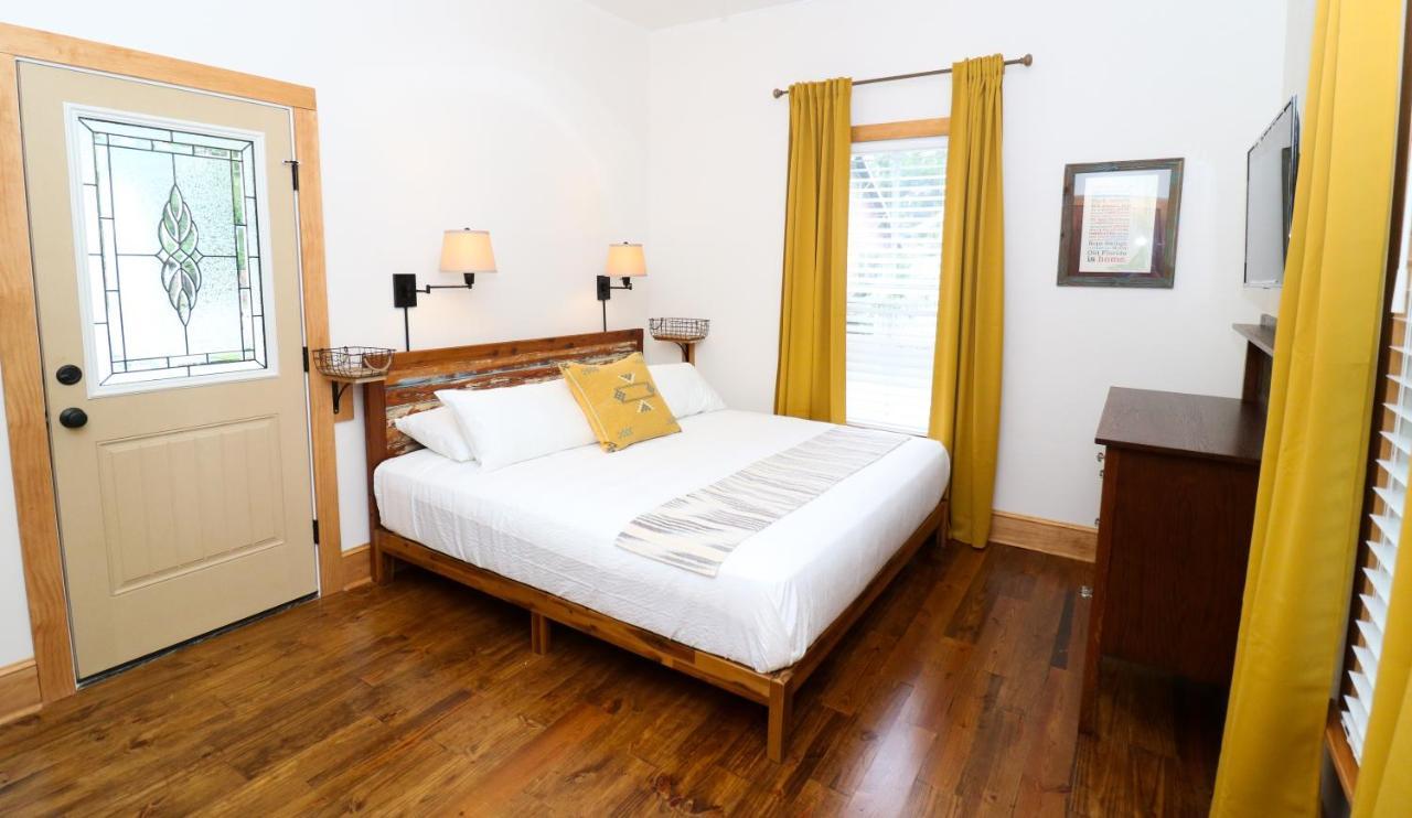 Sweetwater Branch Inn Gainesville Kültér fotó